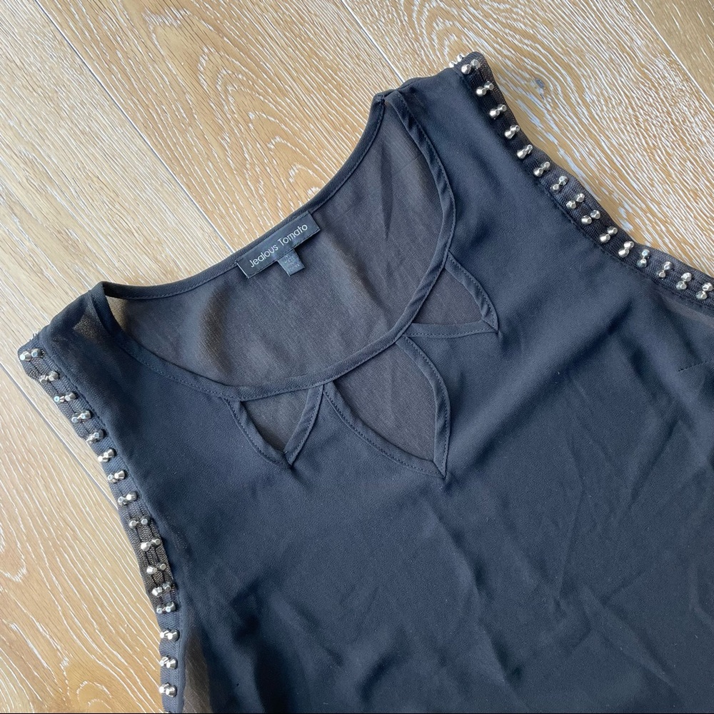 3/$30 JEALOUS TOMATO Black Sleeveless Studded Blouse Top Size Medium
